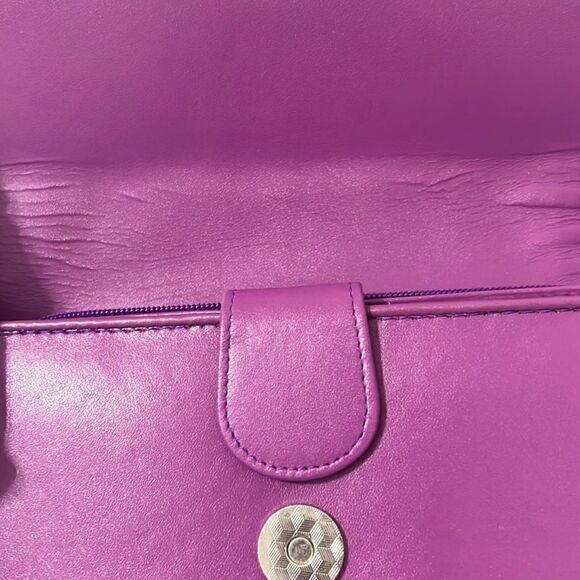 Stingray Skin Trifold Long Wallet - Picture 7 of 11